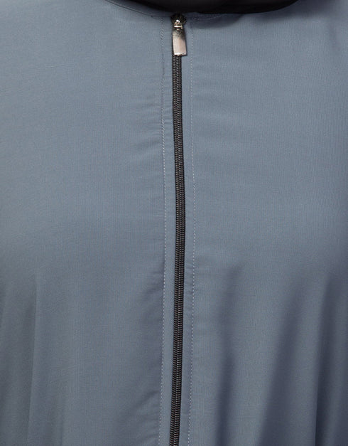 Arabic Basic Abaya with Zipper and Long Sleeves In the Color Grey